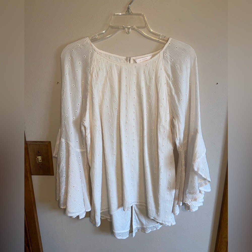 Lauren Conrad size medium blouse